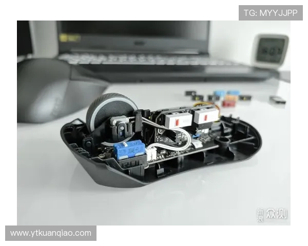 阿莱格里解释换下莱奥因臀部不适无法冲刺但无大碍